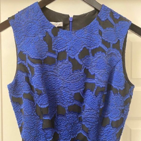 Ladies Dress Oscar de la Renta Royal blue with black. Size 2 - Picture 3 of 4